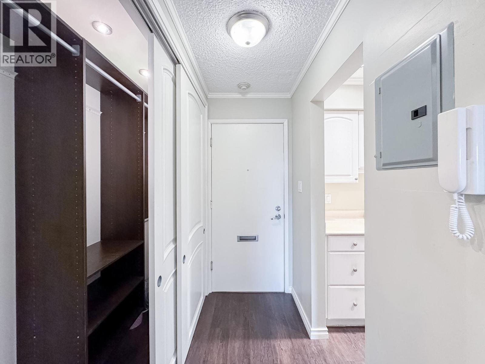 211 910 Fifth Avenue, New Westminster, British Columbia  V3M 1Y2 - Photo 12 - R3069833