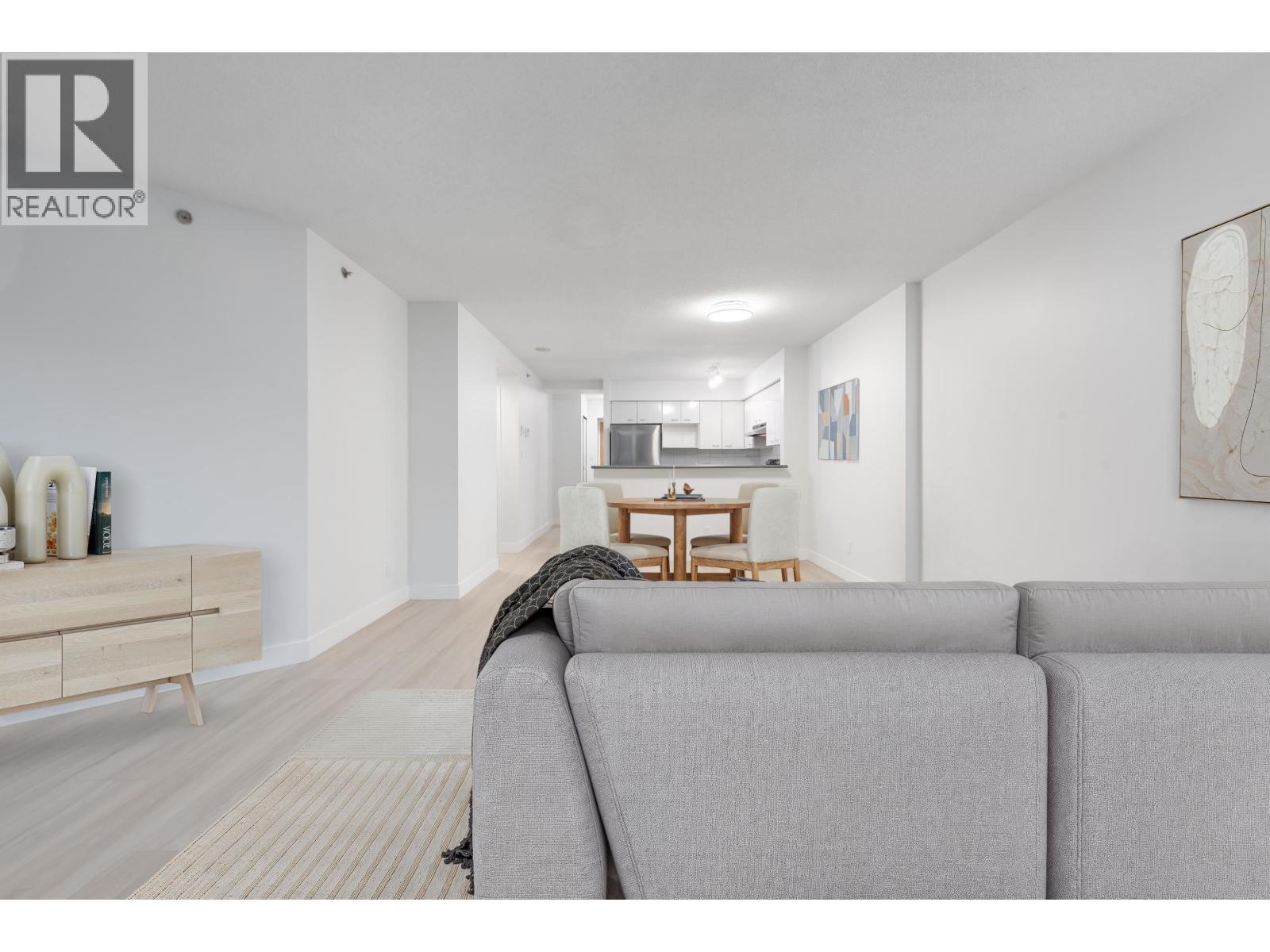 608 6088 Willingdon Avenue, Burnaby, British Columbia  V5H 4V2 - Photo 3 - R3069951