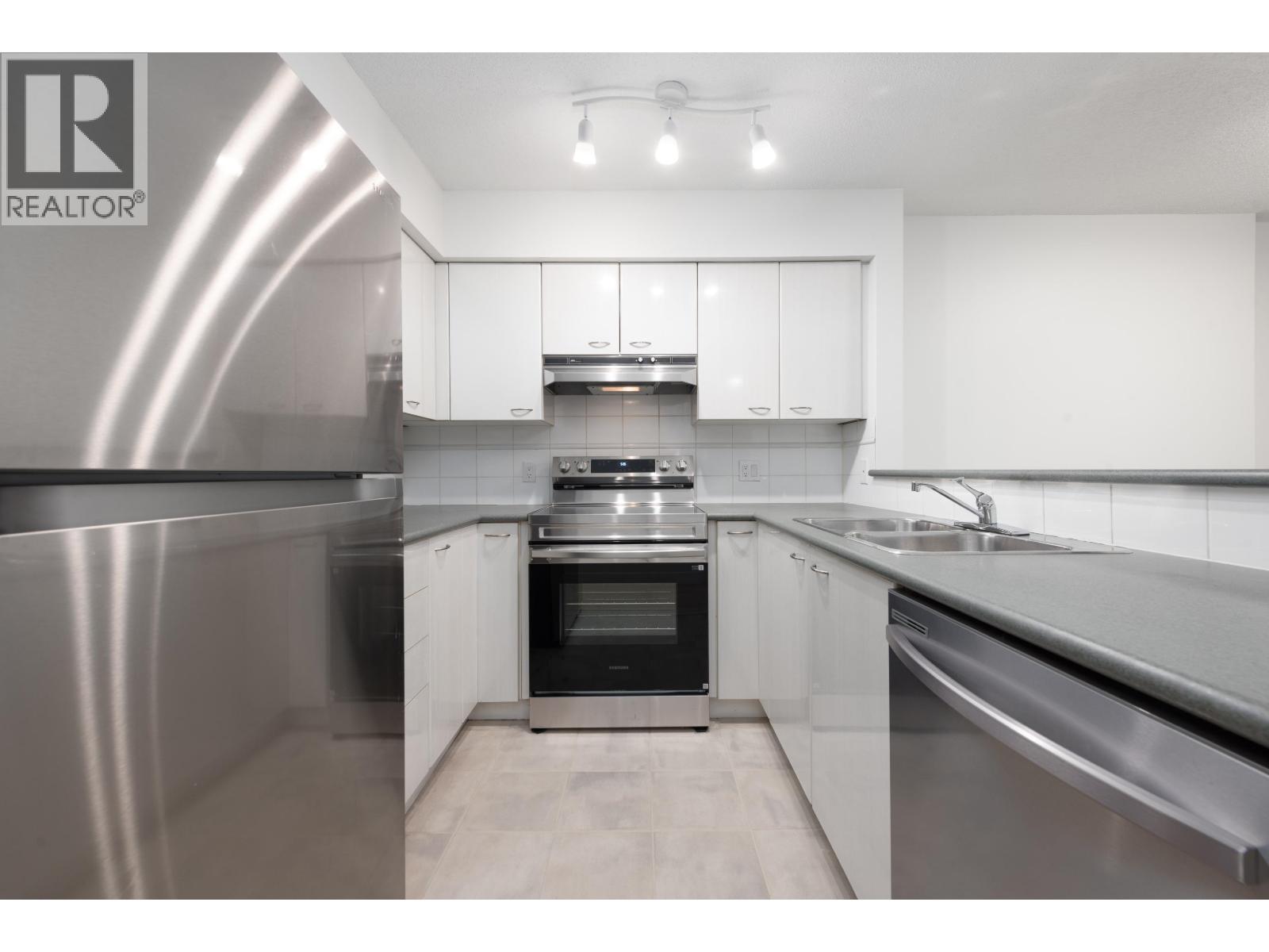 608 6088 Willingdon Avenue, Burnaby, British Columbia  V5H 4V2 - Photo 8 - R3069951