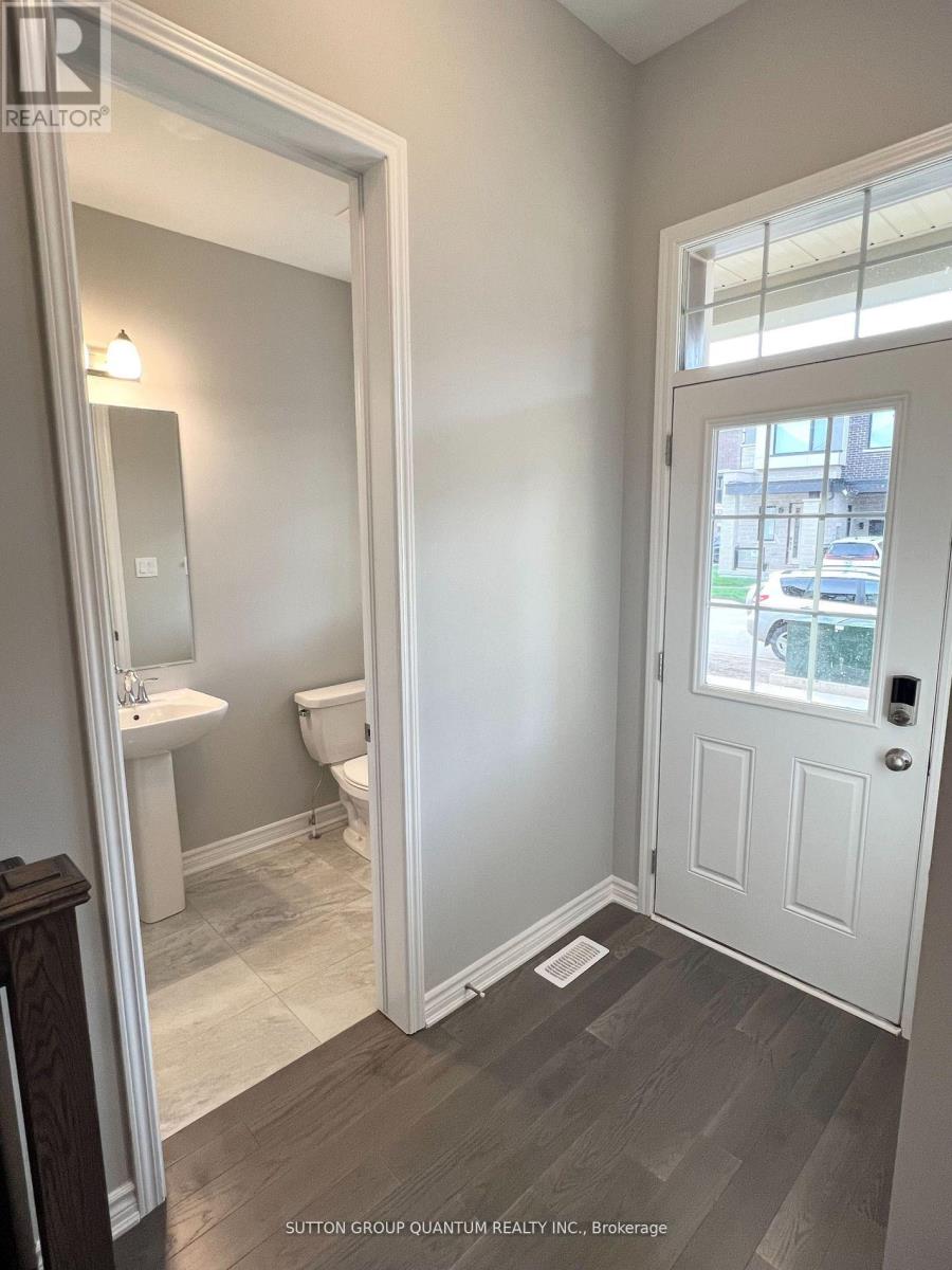 1197 Anson Gate, Oakville, Ontario  L6H 3Z9 - Photo 2 - W12573188