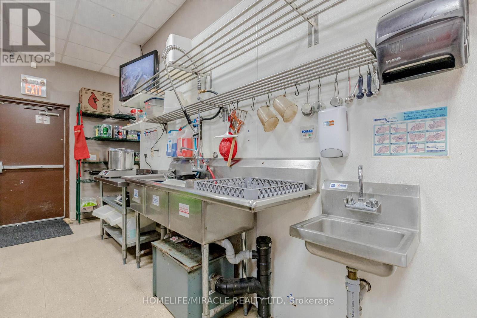 1a - 301 Fruitland Road, Hamilton, Ontario  L8E 5M1 - Photo 46 - X12575748