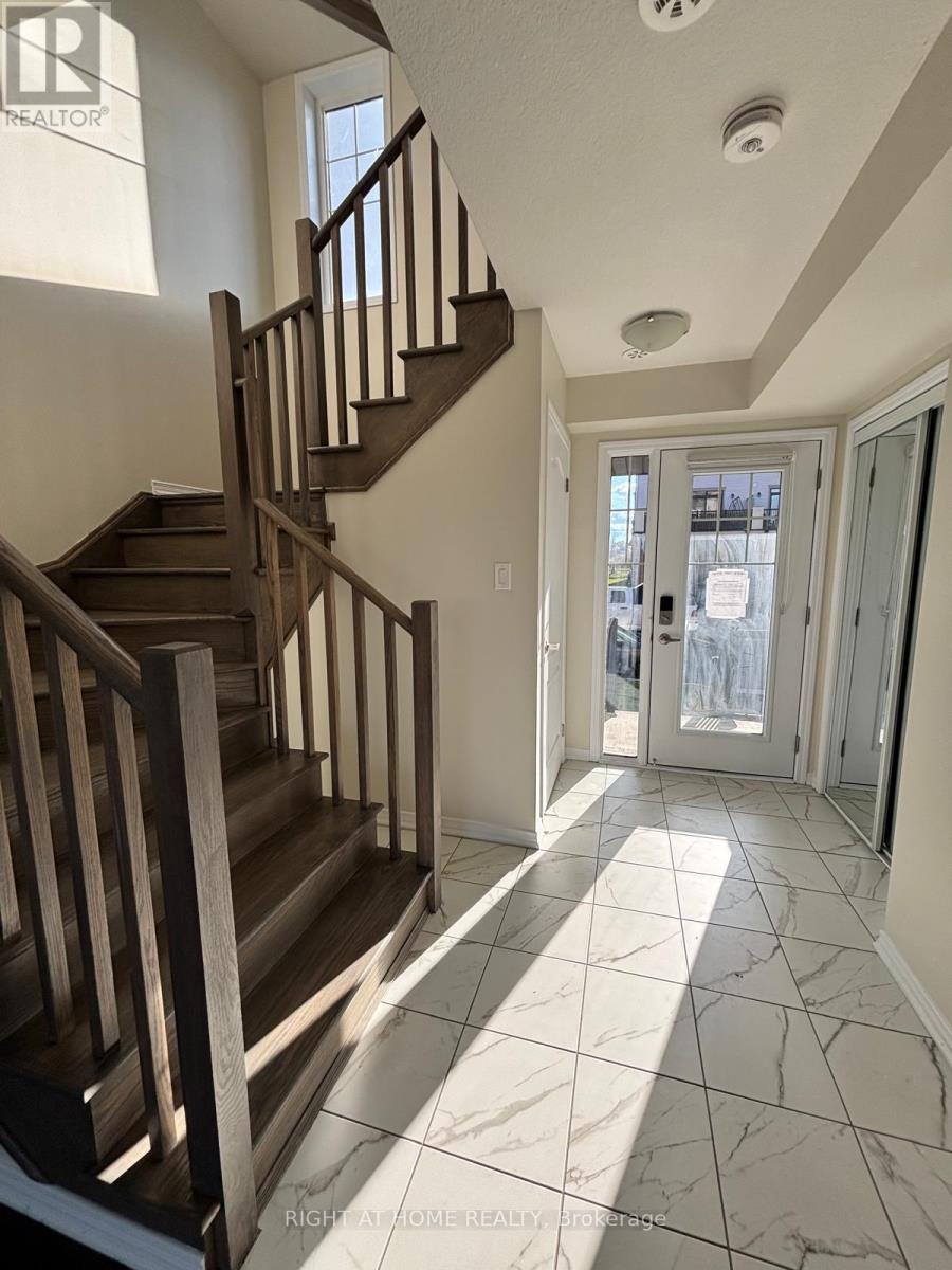 35 Utter Place, Hamilton, Ontario  L8J 0H7 - Photo 9 - X12575772