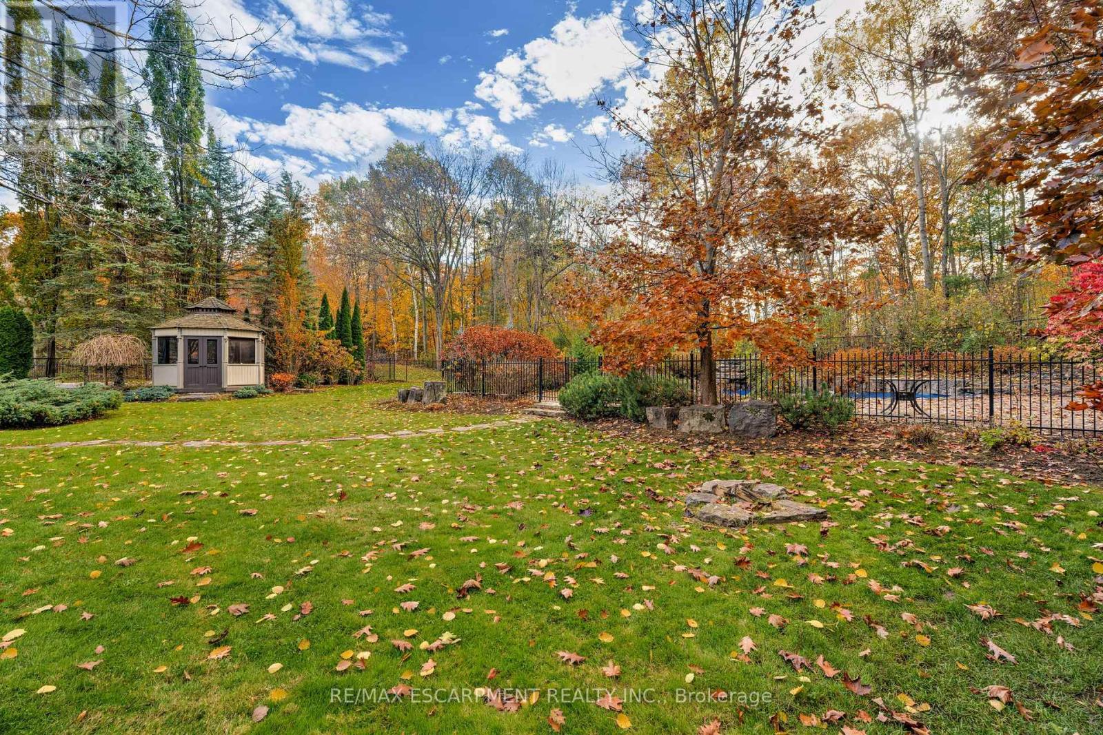 37 Appaloosa Trail, Hamilton, Ontario  L0R 1H3 - Photo 36 - X12575826