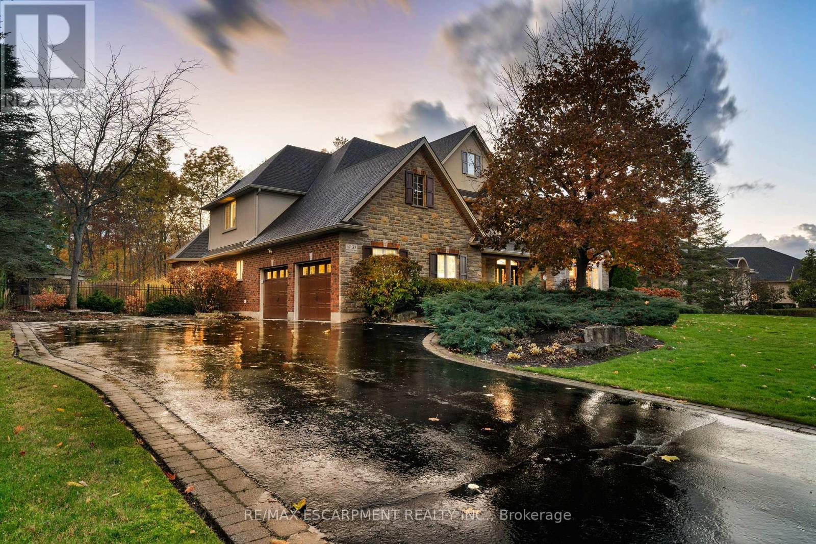 37 Appaloosa Trail, Hamilton, Ontario  L0R 1H3 - Photo 38 - X12575826