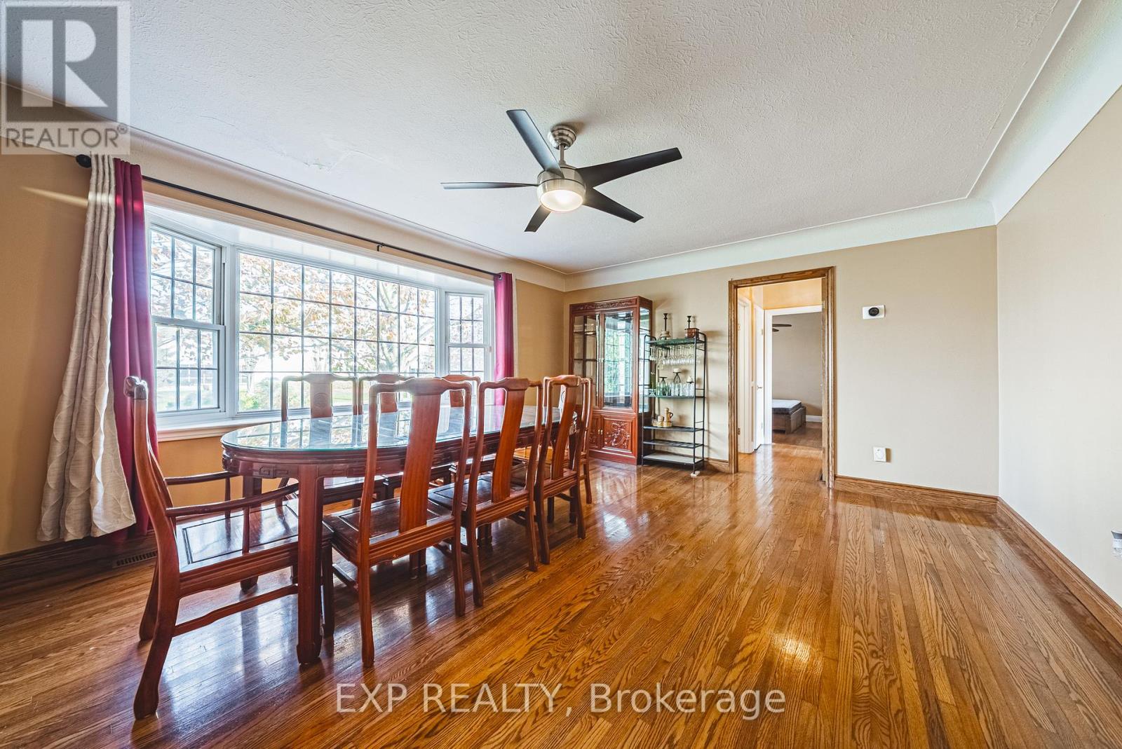 1164 Barton Street, Hamilton, Ontario  L8E 5H1 - Photo 10 - X12575912