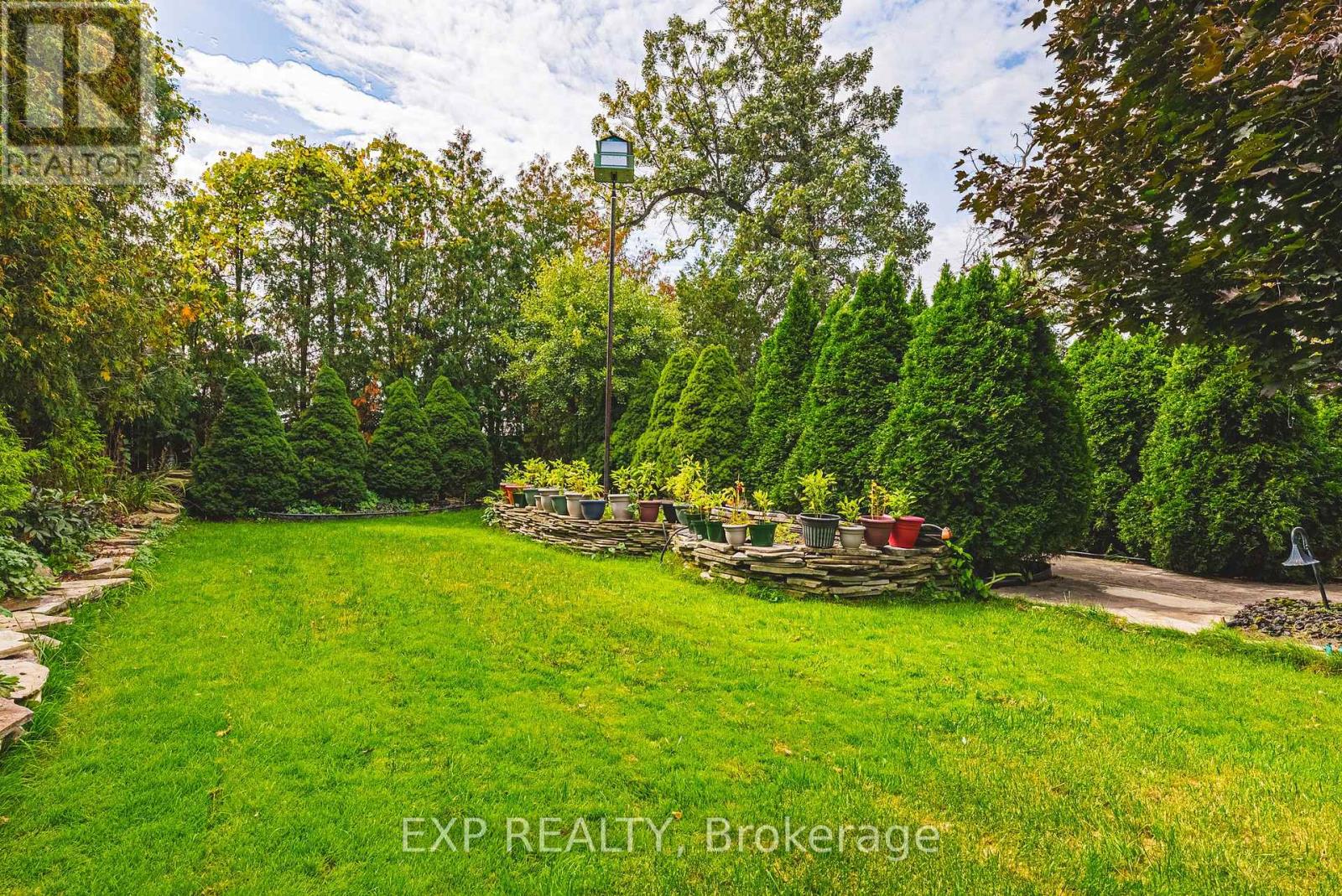 1164 Barton Street, Hamilton, Ontario  L8E 5H1 - Photo 39 - X12575912