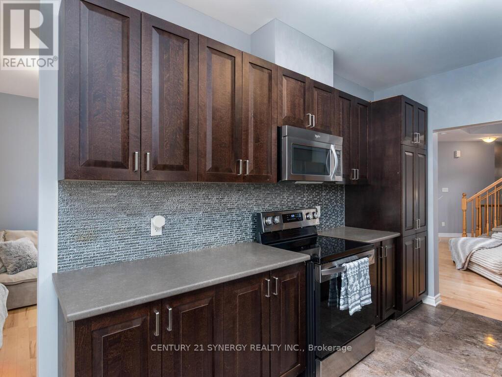 634 Moorpark Avenue, Ottawa, Ontario  K2M 0H8 - Photo 10 - X12575954