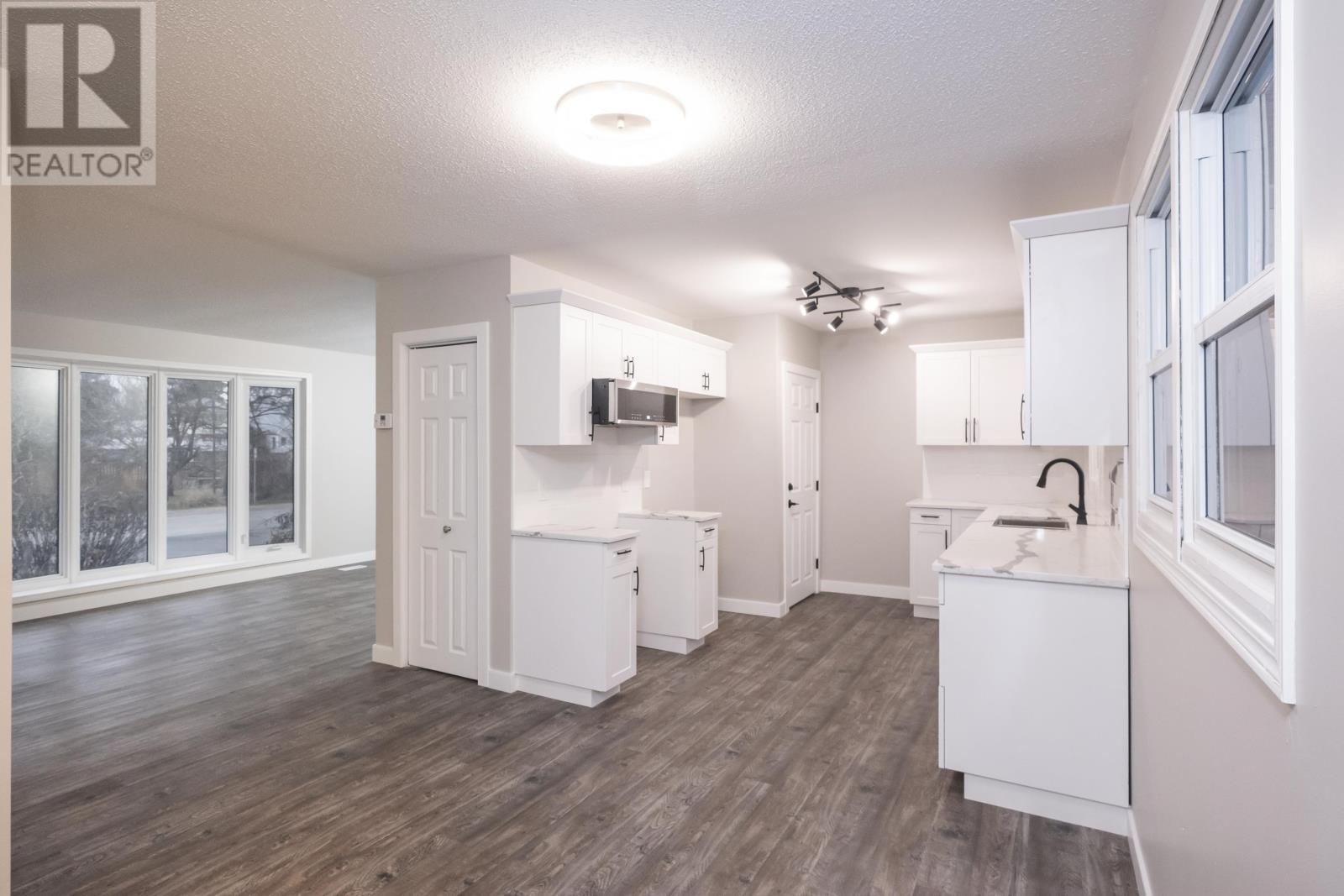 77 Gertrude Ave, Thunder Bay, Ontario  P7A 6V6 - Photo 18 - TB253530