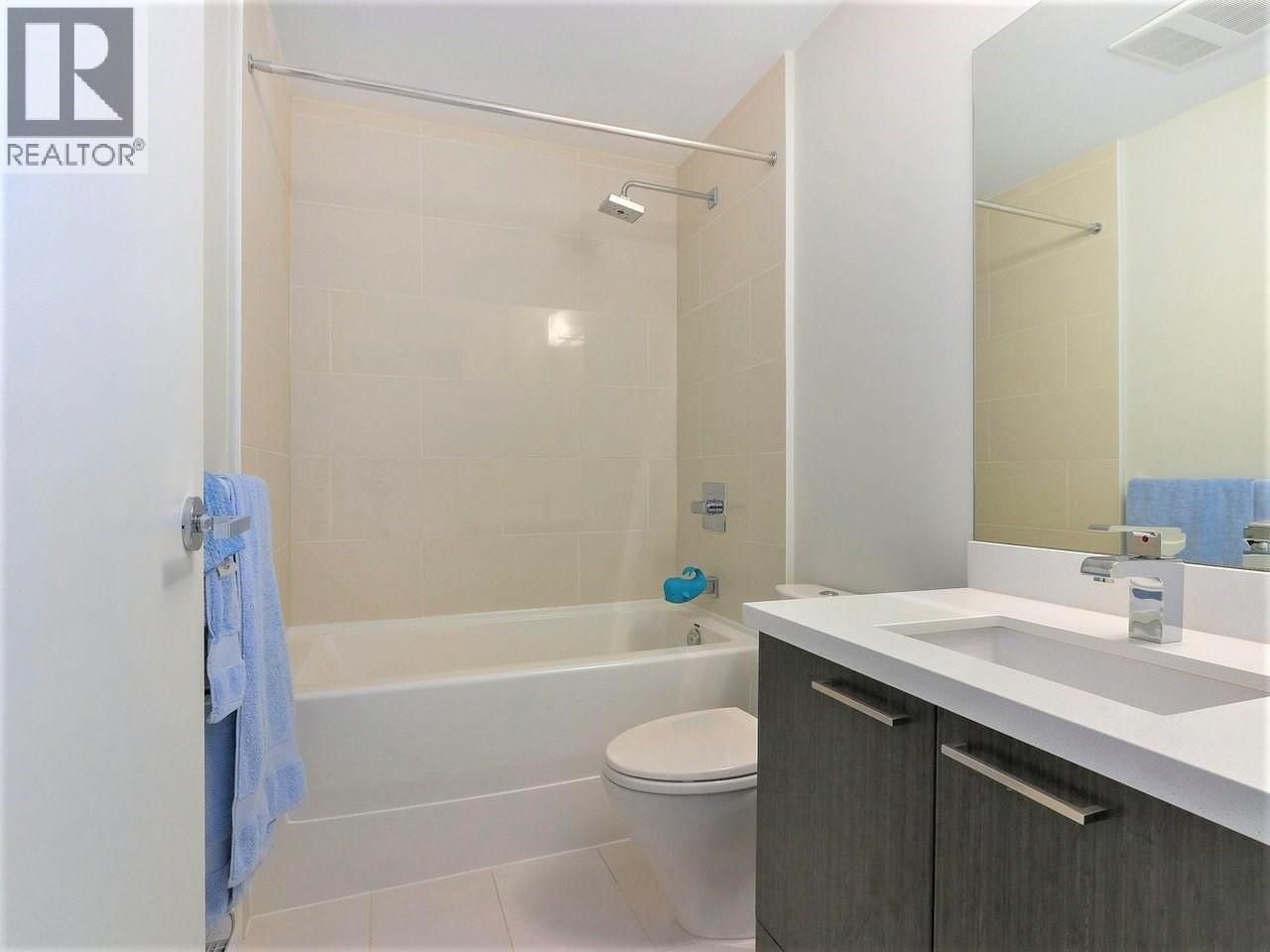 210 618 Langside Avenue, Coquitlam, British Columbia  V3J 0B8 - Photo 11 - R3069956