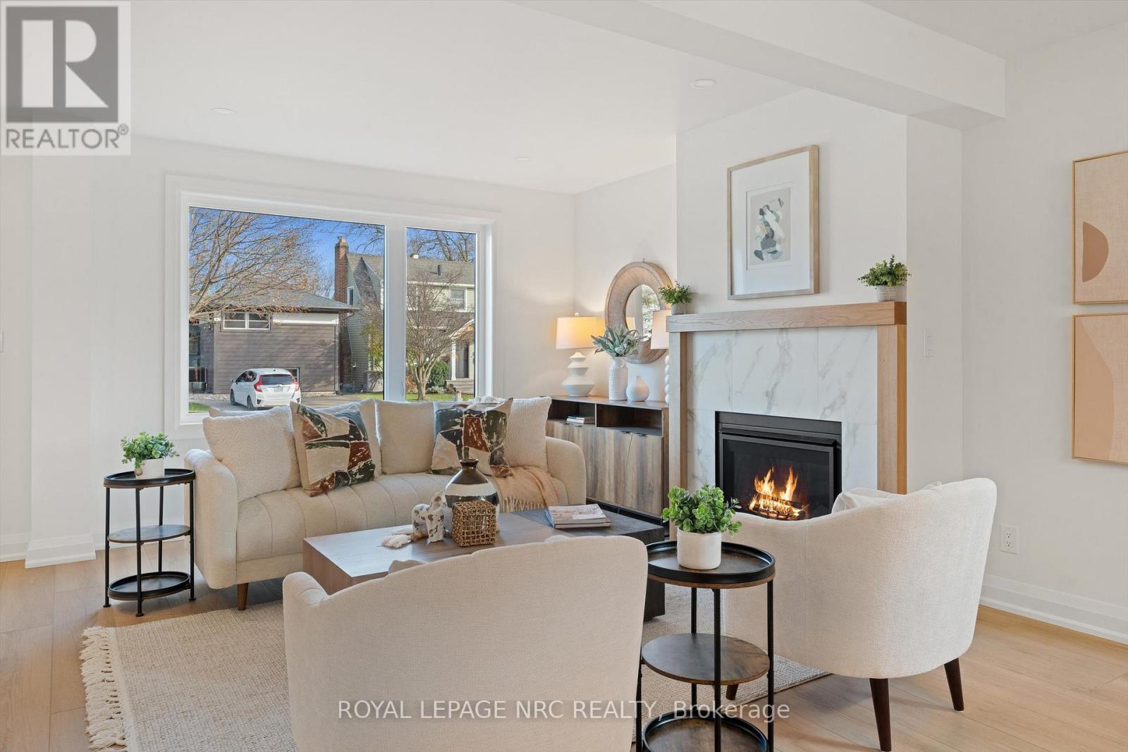 118 Glenwood Drive, St. Catharines, Ontario  L2R 4C7 - Photo 4 - X12576028