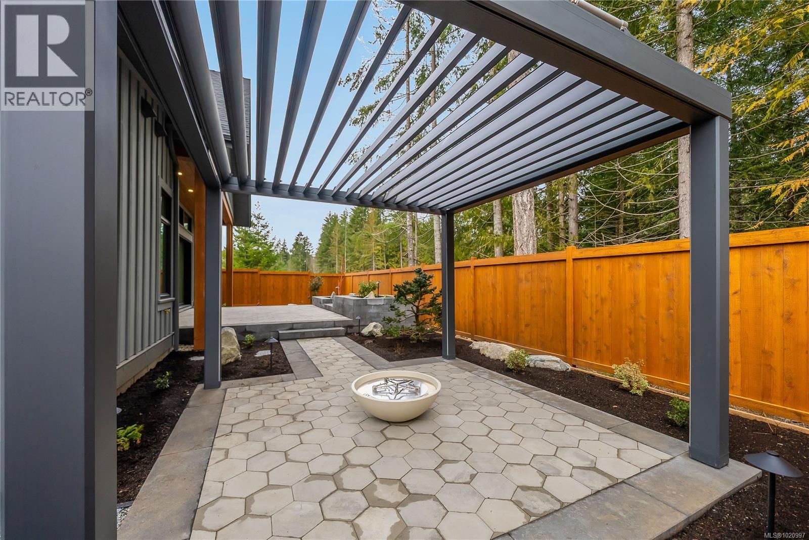 952 Flagstick Rd, Qualicum Beach, British Columbia  V9K 0B9 - Photo 10 - 1020997