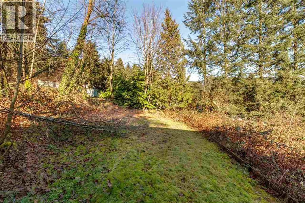 1940 St Johns Street, Port Moody, British Columbia  V3H 1Z9 - Photo 11 - R3069984