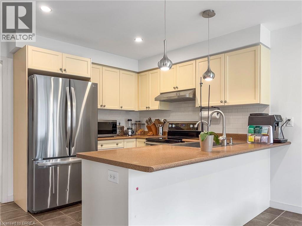 39 Barrett Avenue, Brantford, Ontario  N3S 0B5 - Photo 8 - 40790386