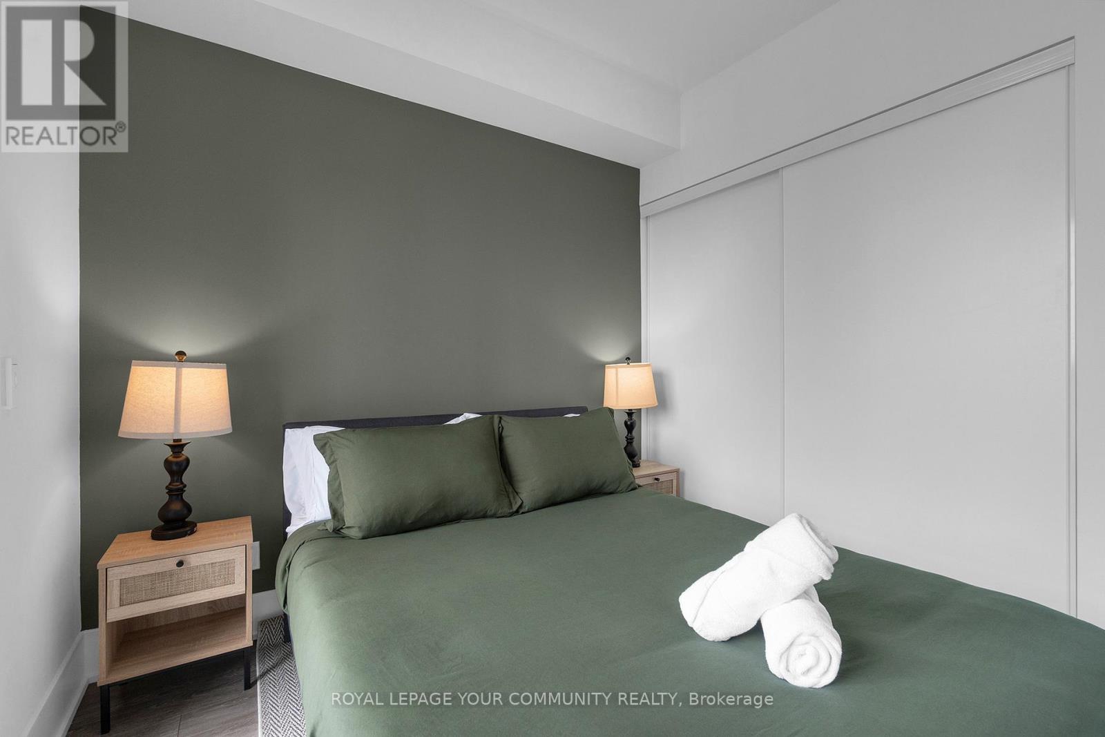 2912 - 300 Front Street, Toronto, Ontario  M5V 0E9 - Photo 13 - C12574904