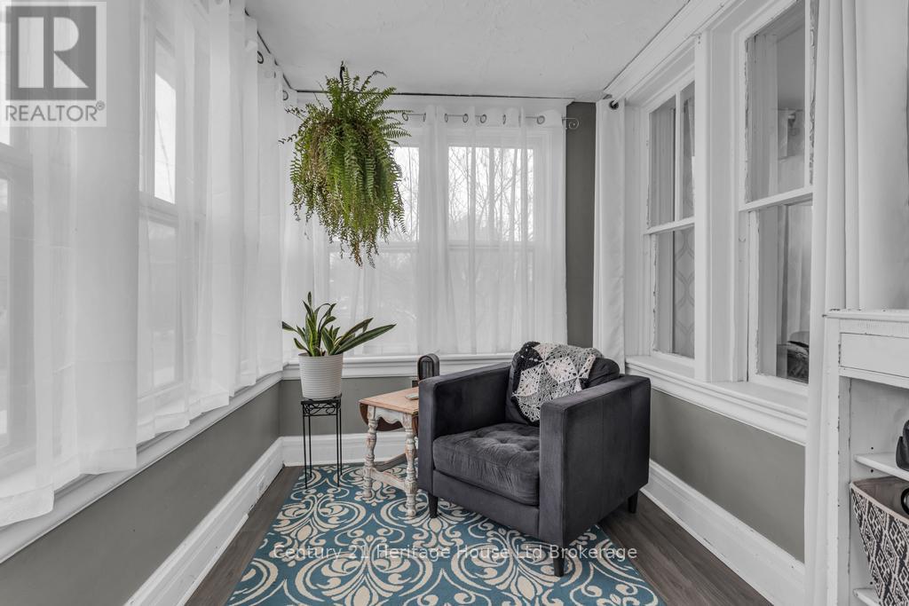 168 Wellington Street N, Woodstock (Woodstock - North), Ontario  N4S 6R6 - Photo 3 - X12575944