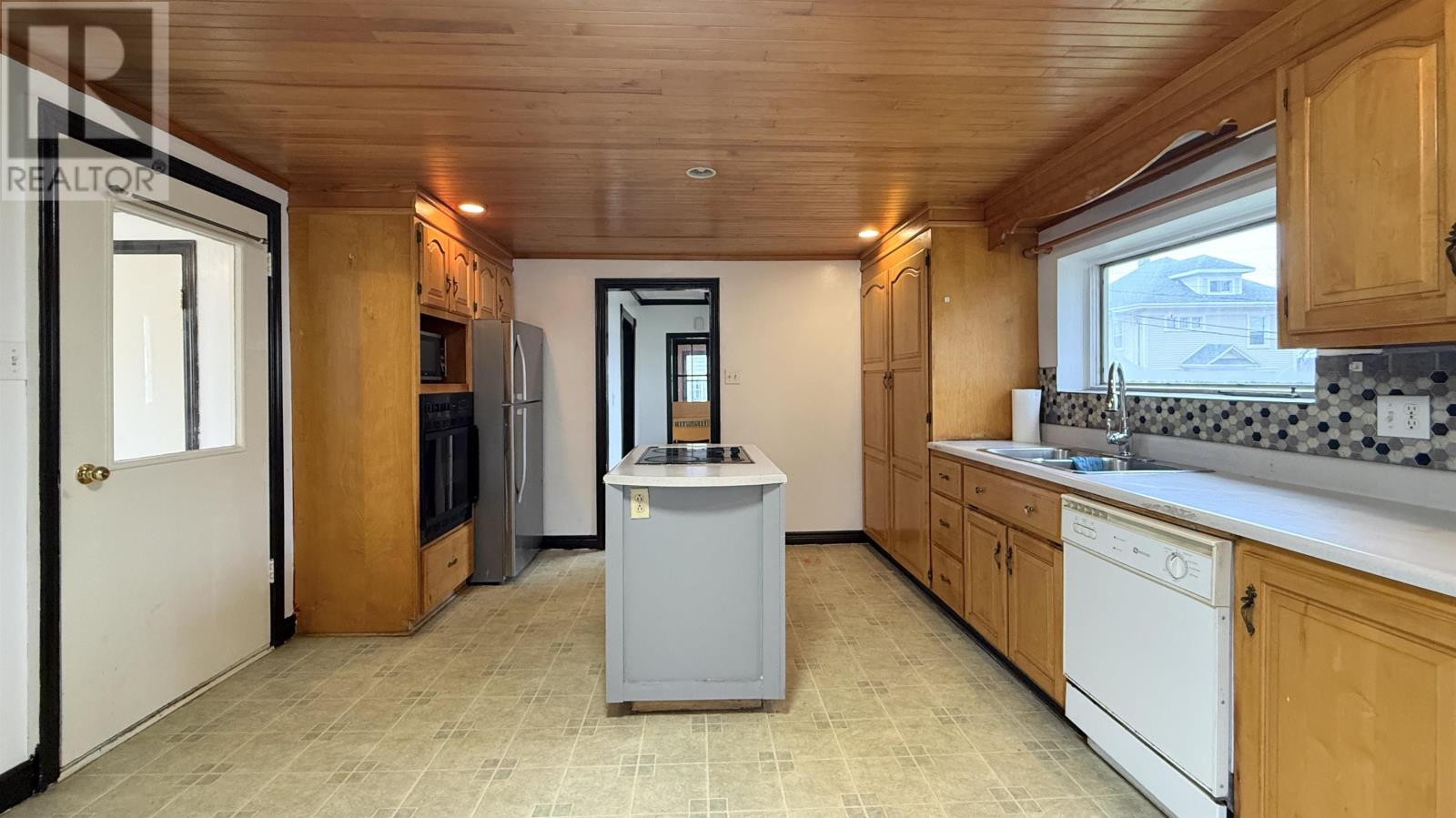 373 Market Street, Summerside, Prince Edward Island  C1N 1L1 - Photo 20 - 202528539