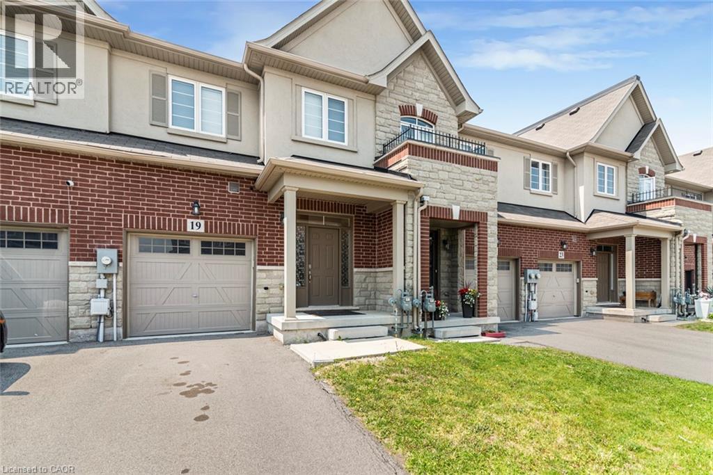 19 Bradbury Road, Stoney Creek, Ontario  L8J 0L1 - Photo 3 - 40782357