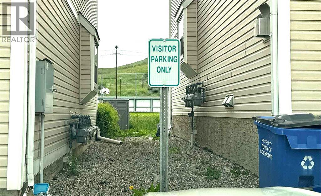 8, 304 Ross Avenue, Cochrane, Alberta  T4C 2J5 - Photo 4 - A2245960