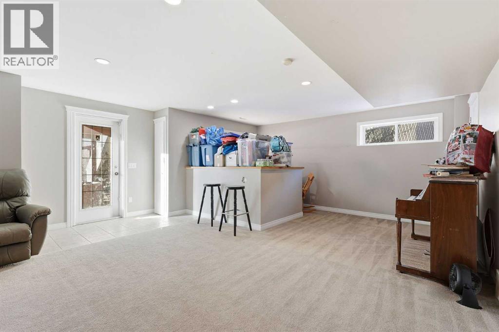 74 West Springs Road Sw, Calgary, Alberta  T3H 4P6 - Photo 35 - A2271884