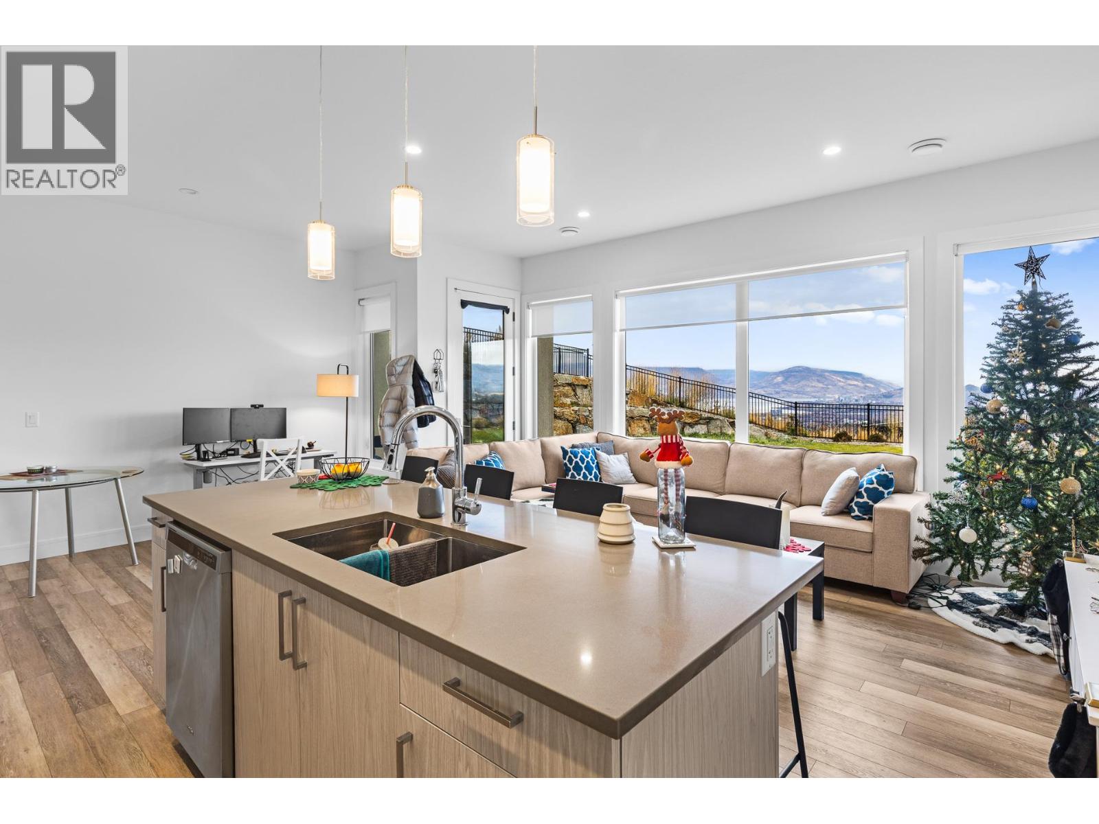 1068 Clarance Avenue, Kelowna, British Columbia  V1W 5M6 - Photo 59 - 10369877