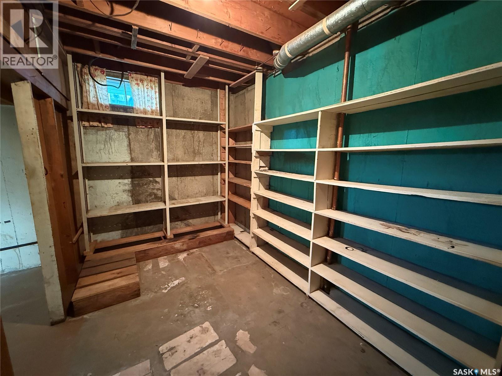 127 Ash Drive, Weyburn, Saskatchewan  S4H 0S3 - Photo 25 - SK024635