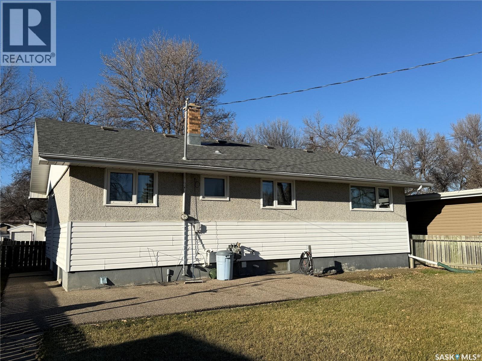 127 Ash Drive, Weyburn, Saskatchewan  S4H 0S3 - Photo 31 - SK024635