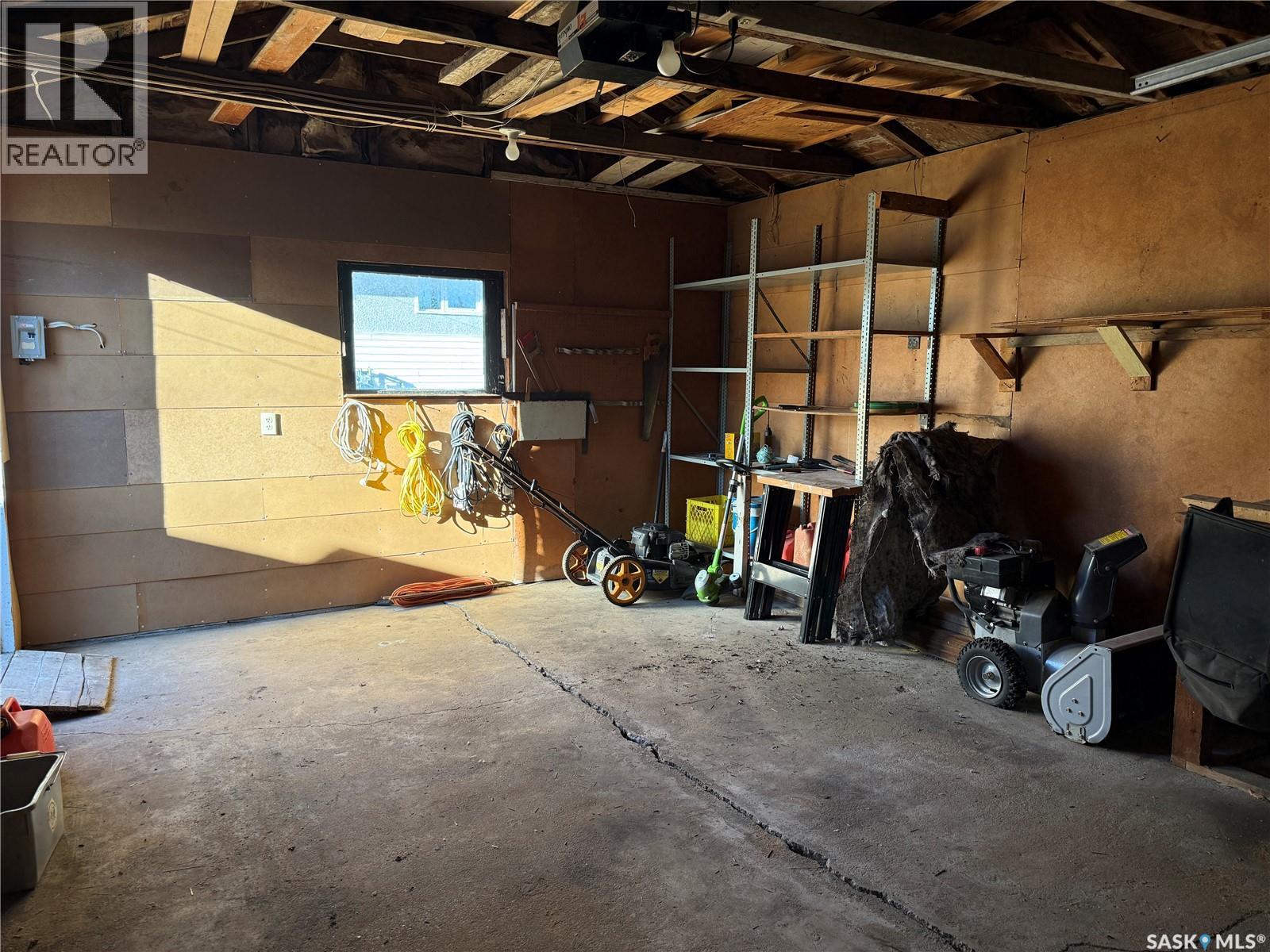 127 Ash Drive, Weyburn, Saskatchewan  S4H 0S3 - Photo 35 - SK024635