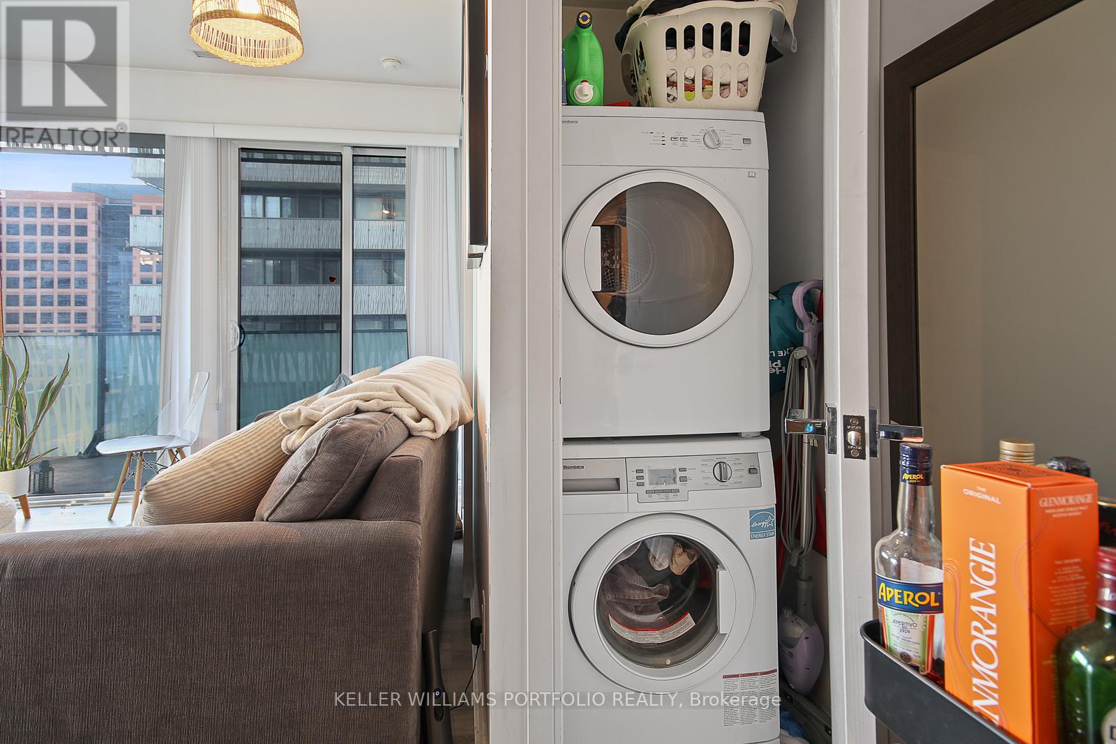 1409 - 42 Charles Street E, Toronto, Ontario  M4Y 0B7 - Photo 20 - C12575956