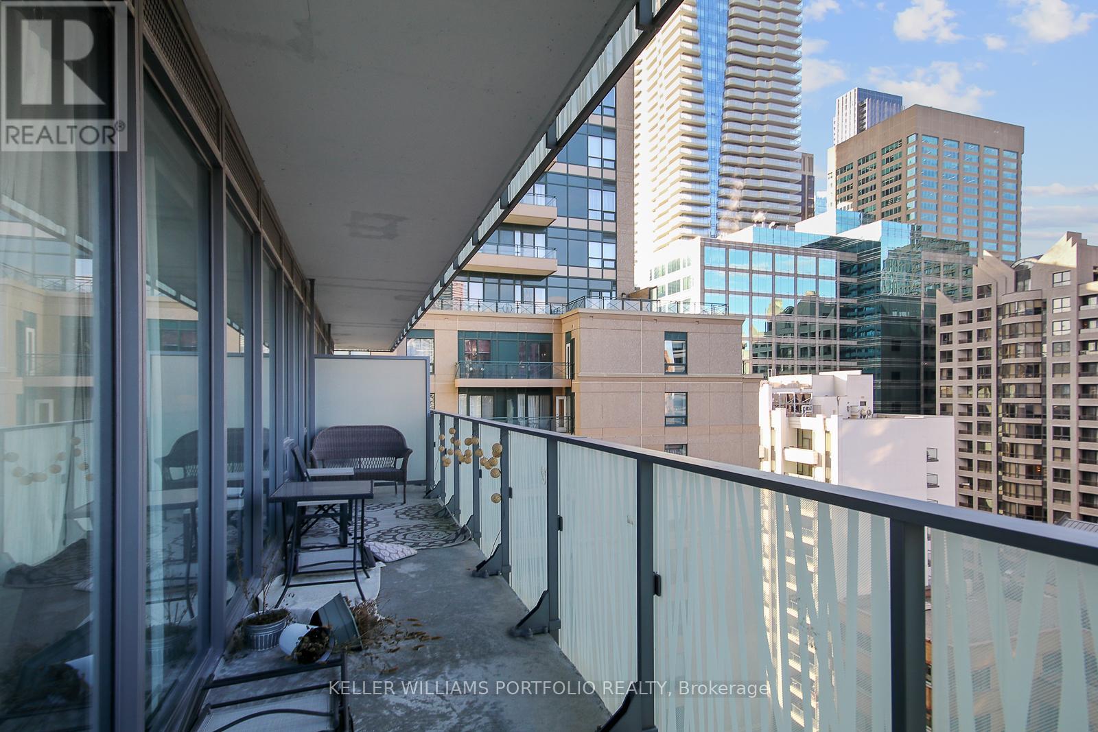 1409 - 42 Charles Street E, Toronto, Ontario  M4Y 0B7 - Photo 23 - C12575956