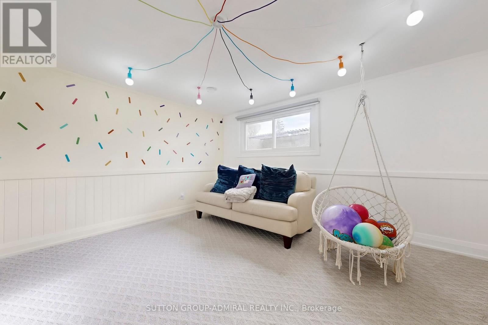 66 Brucewood Crescent, Toronto, Ontario  M6A 2G8 - Photo 30 - C12575966