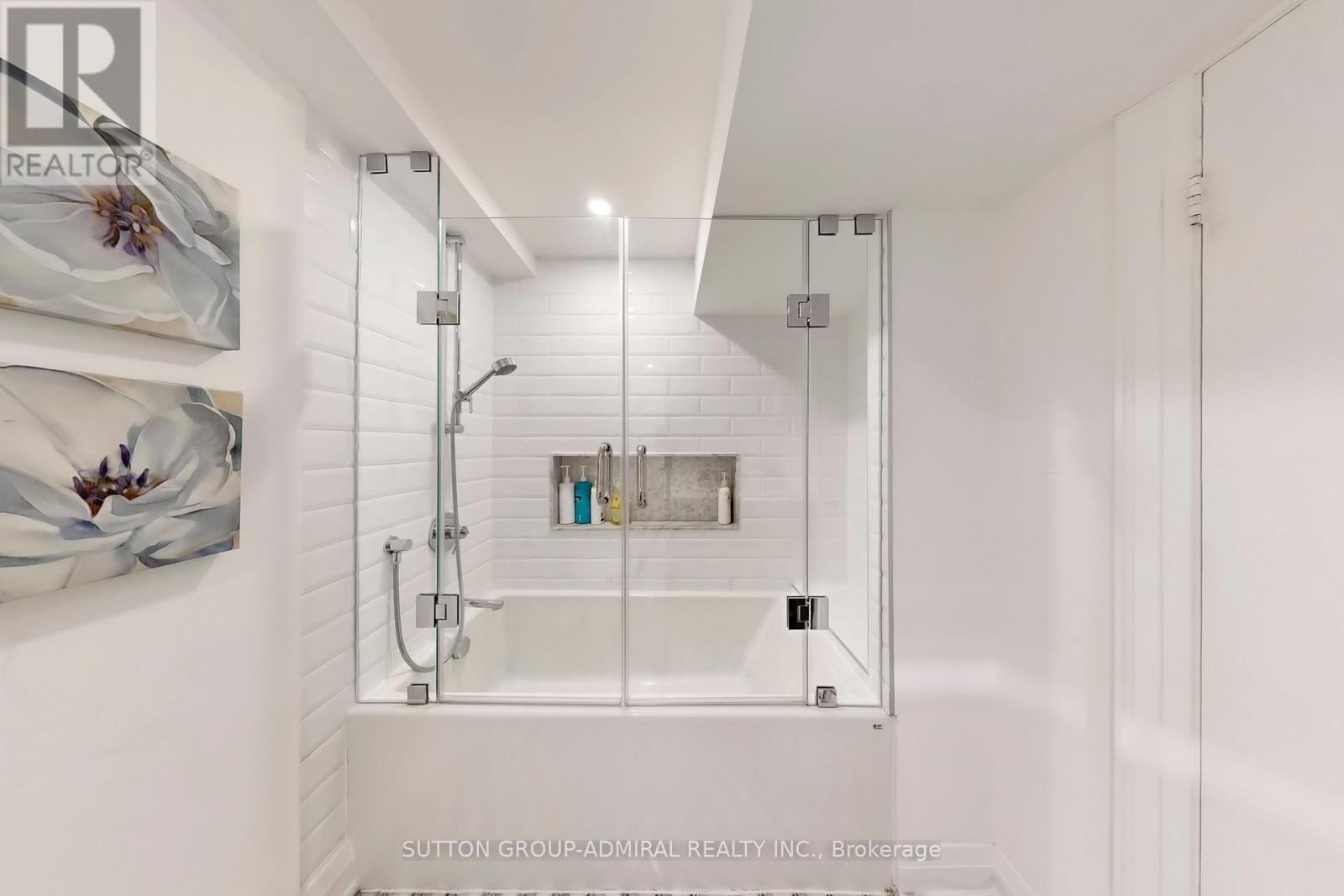 66 Brucewood Crescent, Toronto, Ontario  M6A 2G8 - Photo 36 - C12575966