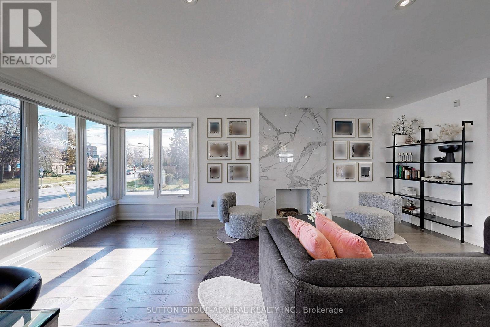 66 Brucewood Crescent, Toronto, Ontario  M6A 2G8 - Photo 6 - C12575966