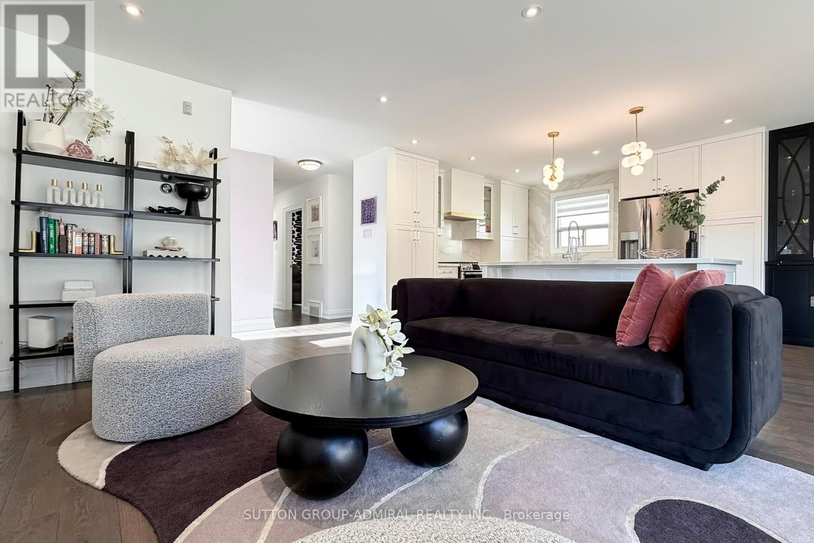 66 Brucewood Crescent, Toronto, Ontario  M6A 2G8 - Photo 8 - C12575966