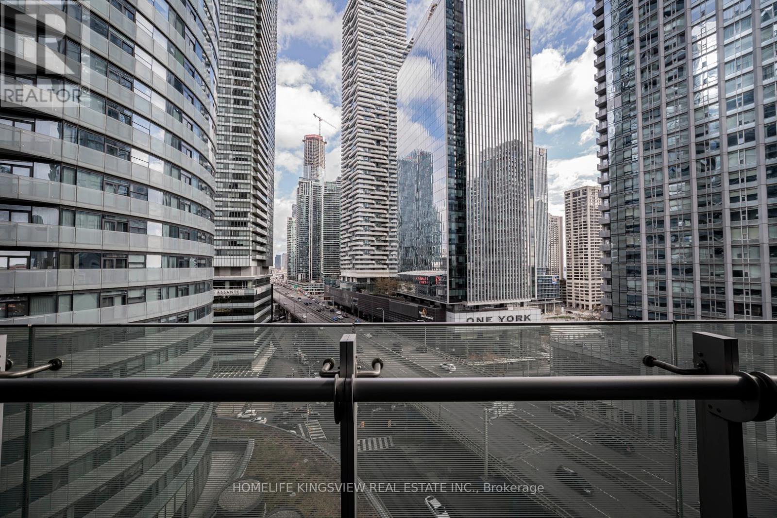 1001 - 12 York Street, Toronto, Ontario  M5J 0A9 - Photo 22 - C12575982