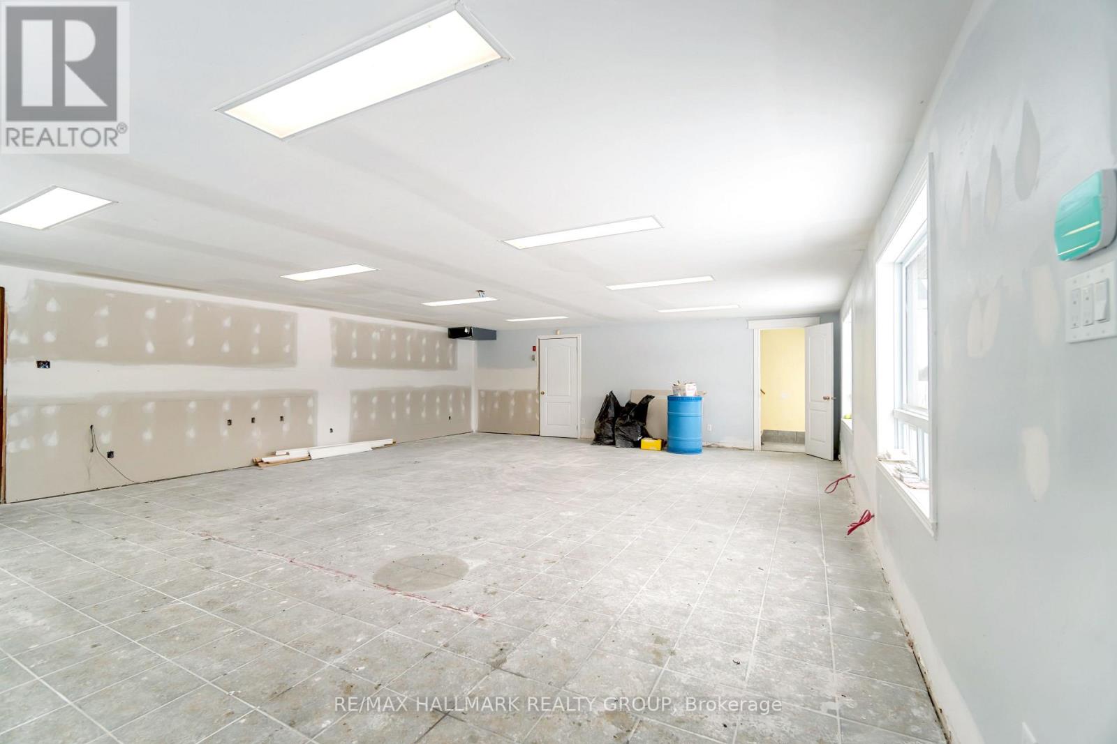 21899 Old Highway 2 Highway, South Glengarry, Ontario  K0C 1E0 - Photo 21 - X12440878