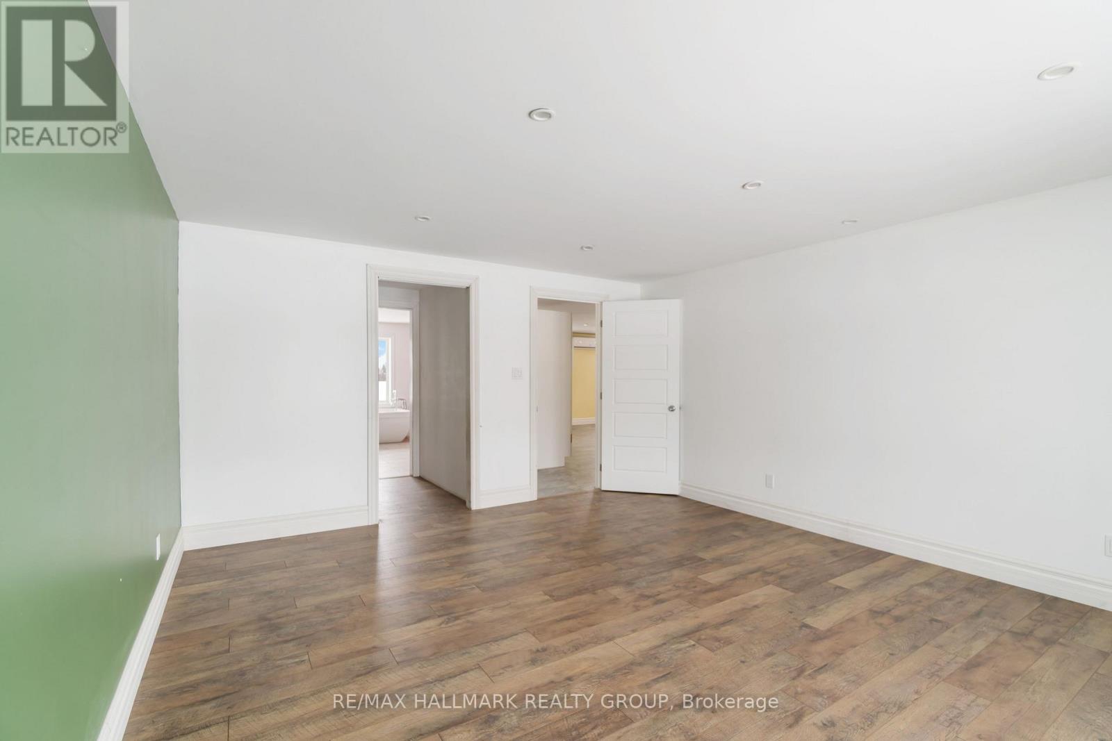 21899 Old Highway 2 Highway, South Glengarry, Ontario  K0C 1E0 - Photo 34 - X12440878