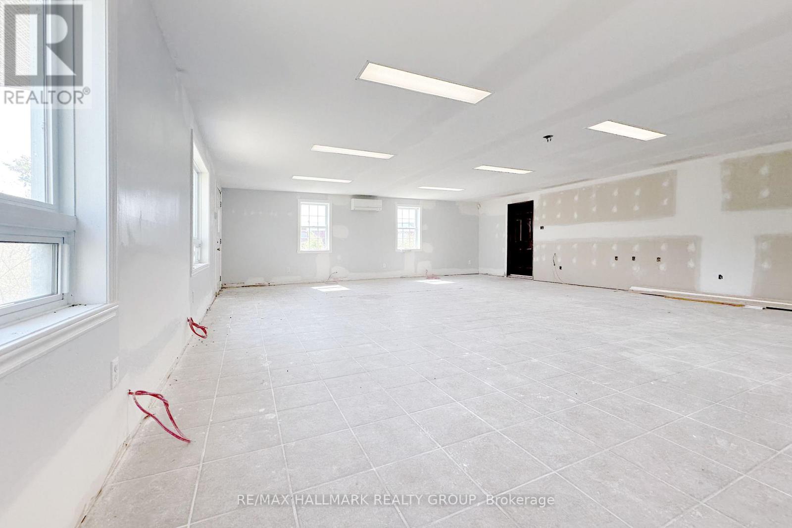 21899 Old Highway 2 Highway, South Glengarry, Ontario  K0C 1E0 - Photo 22 - X12440878