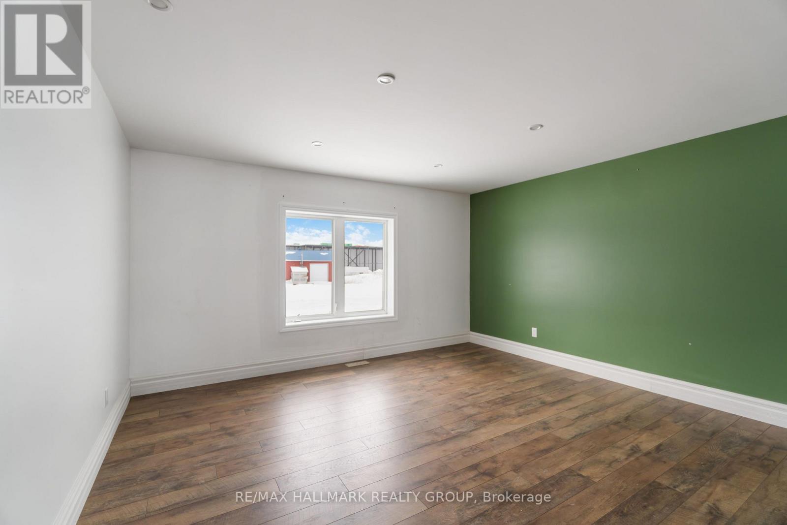 21899 Old Highway 2 Highway, South Glengarry, Ontario  K0C 1E0 - Photo 33 - X12440878