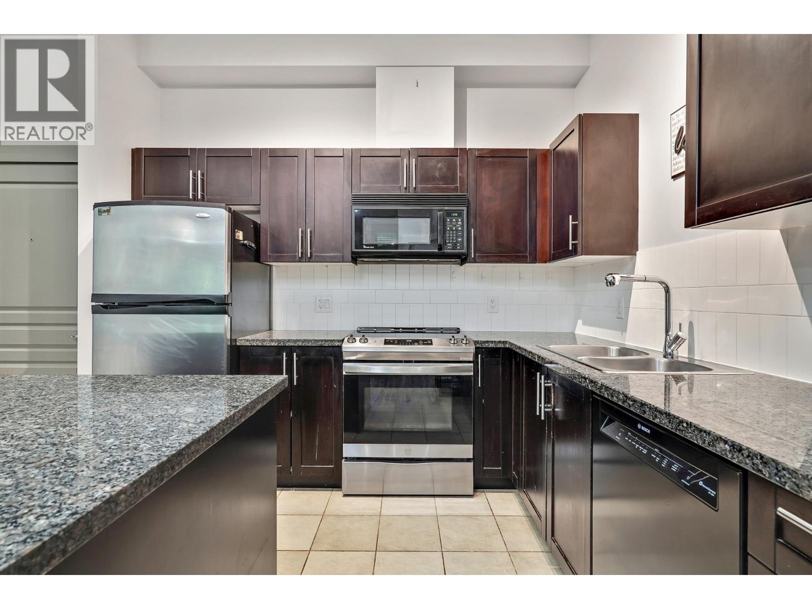 102 12283 224 Street, Maple Ridge, British Columbia  V2X 8Z3 - Photo 4 - R3061727