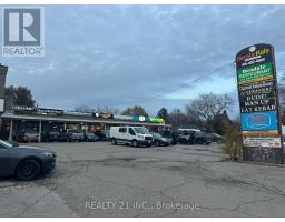 3254 LAWRENCE AVENUE E