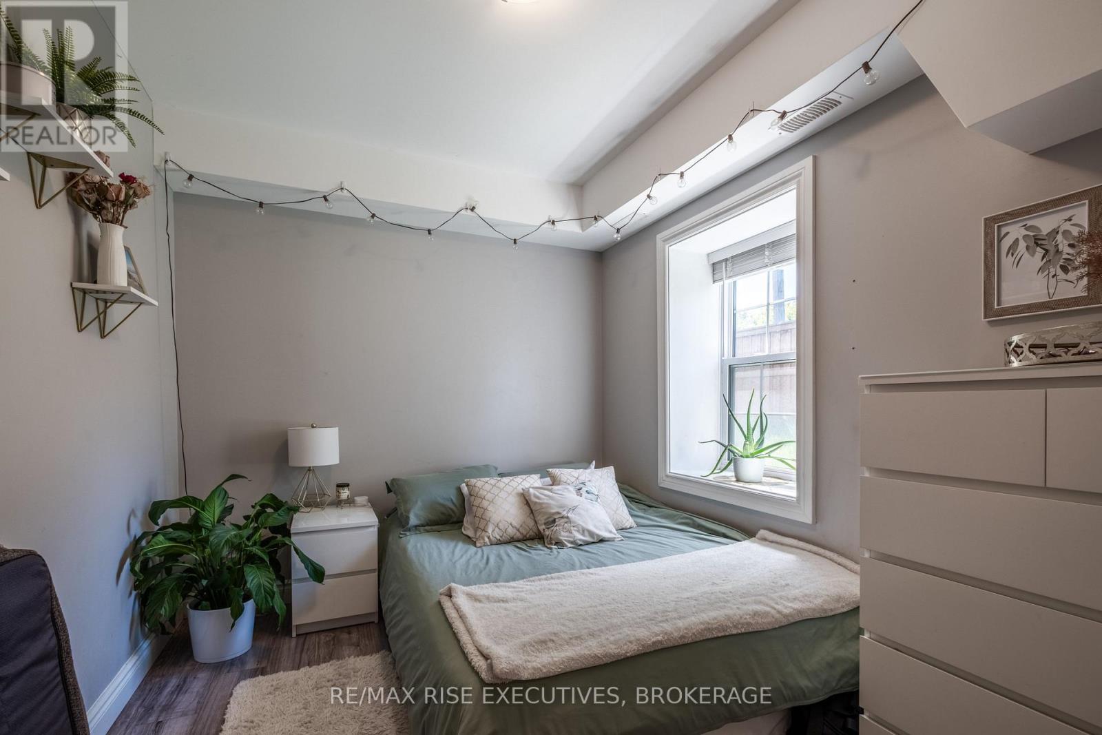 120 Yonge Street, Kingston, Ontario  K7M 1E0 - Photo 48 - X12576072