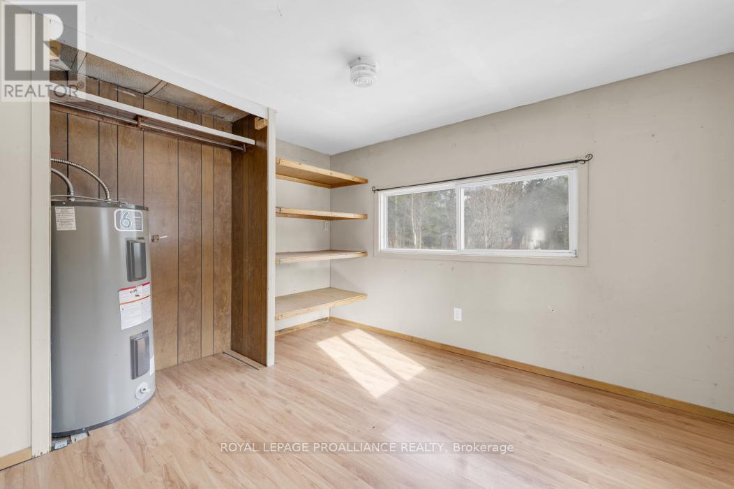 139 Glastonbury Road, Addington Highlands, Ontario  K0H 2G0 - Photo 13 - X12576056