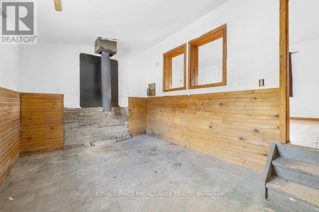 139 Glastonbury Road, Addington Highlands, Ontario  K0H 2G0 - Photo 15 - X12576056