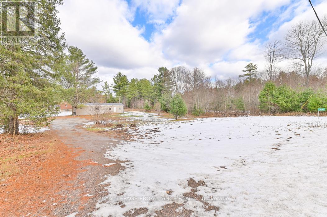 139 Glastonbury Road, Addington Highlands, Ontario  K0H 2G0 - Photo 17 - X12576056