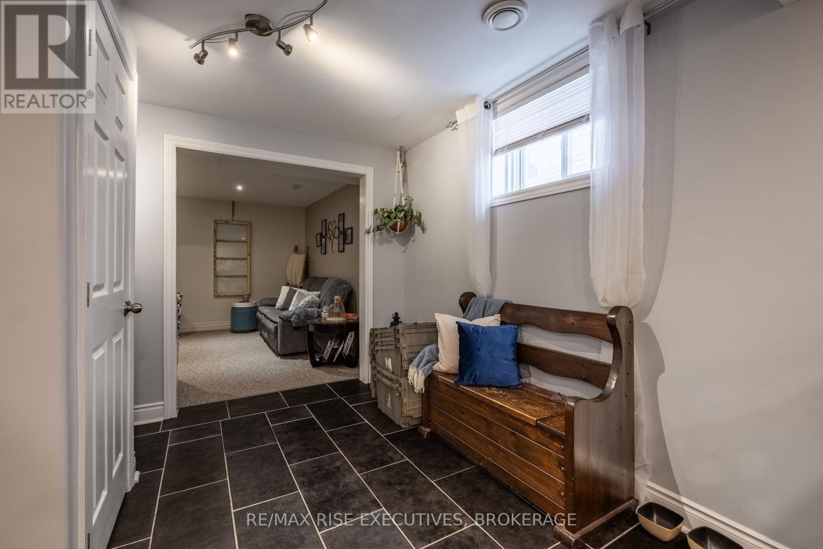 1388 Ottawa Street, Kingston, Ontario  K7P 0C2 - Photo 6 - X12576114