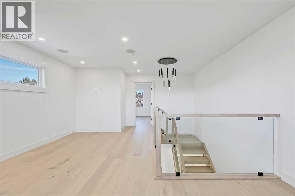 220 11 Street Ne, Calgary, Alberta  T2E 4N4 - Photo 38 - A2269220