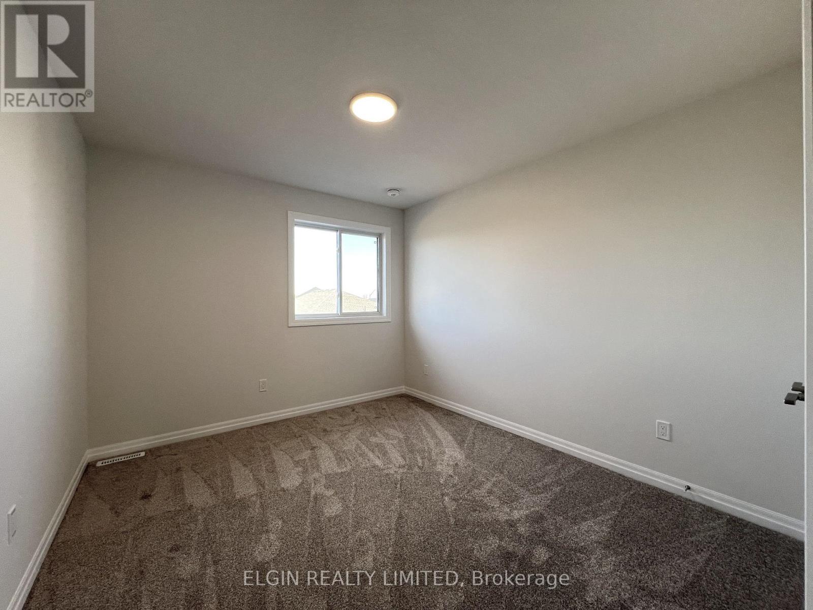 42203 Mcbain Line, Central Elgin, Ontario  N5P 0E4 - Photo 12 - X12576048