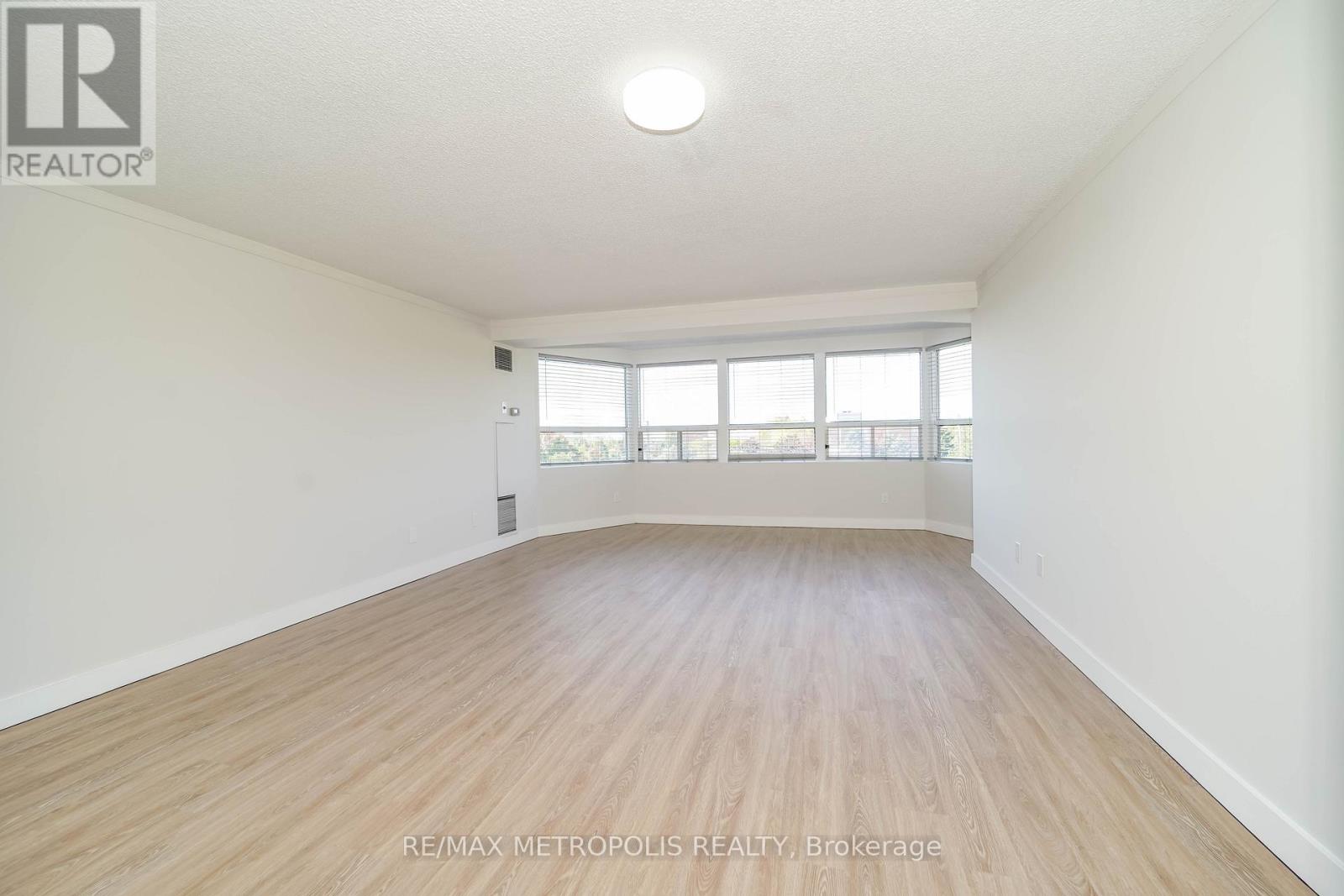 502 - 2 Raymerville Drive, Markham, Ontario  L3P 7N7 - Photo 17 - N12575994