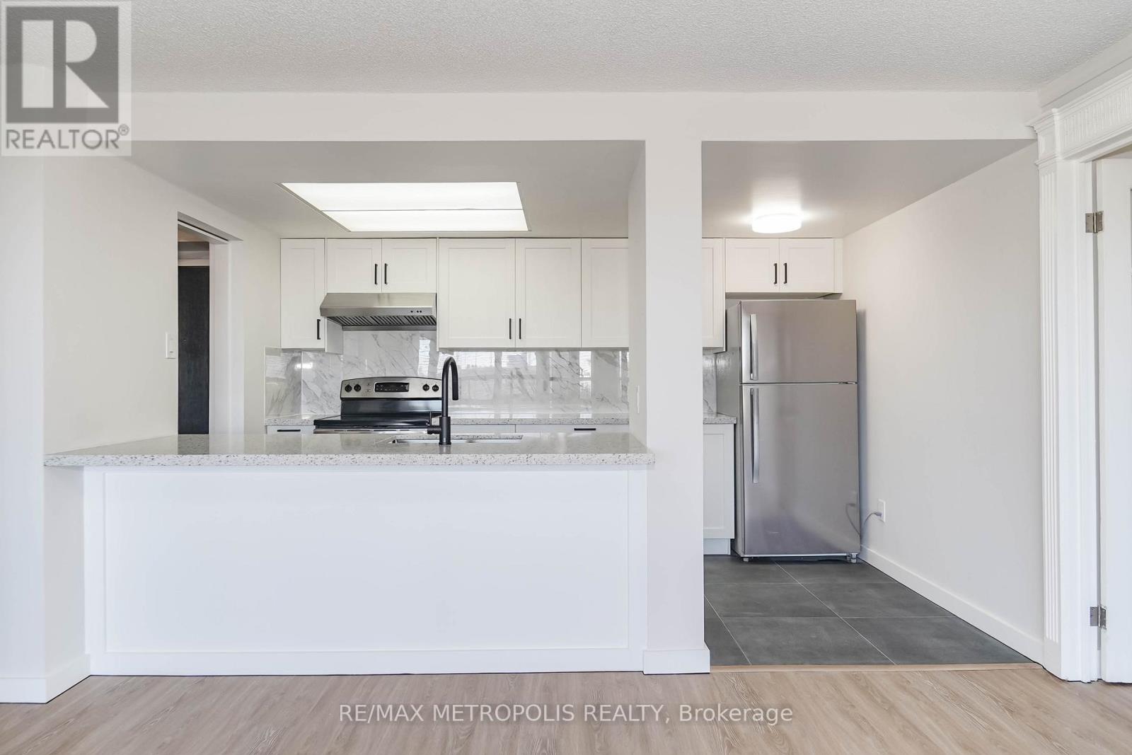 502 - 2 Raymerville Drive, Markham, Ontario  L3P 7N7 - Photo 8 - N12575994