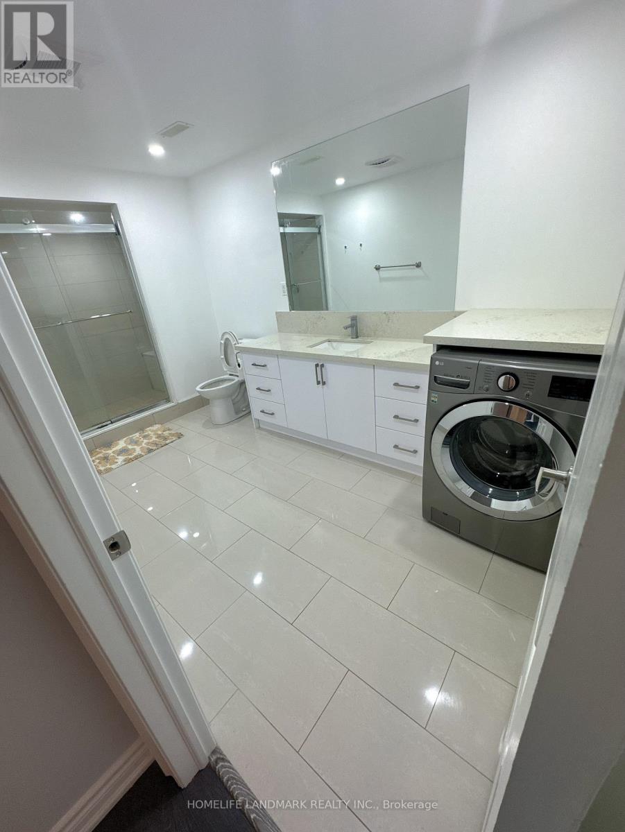 34 Manor Hampton Street, East Gwillimbury, Ontario  L9N 0P9 - Photo 26 - N12576034